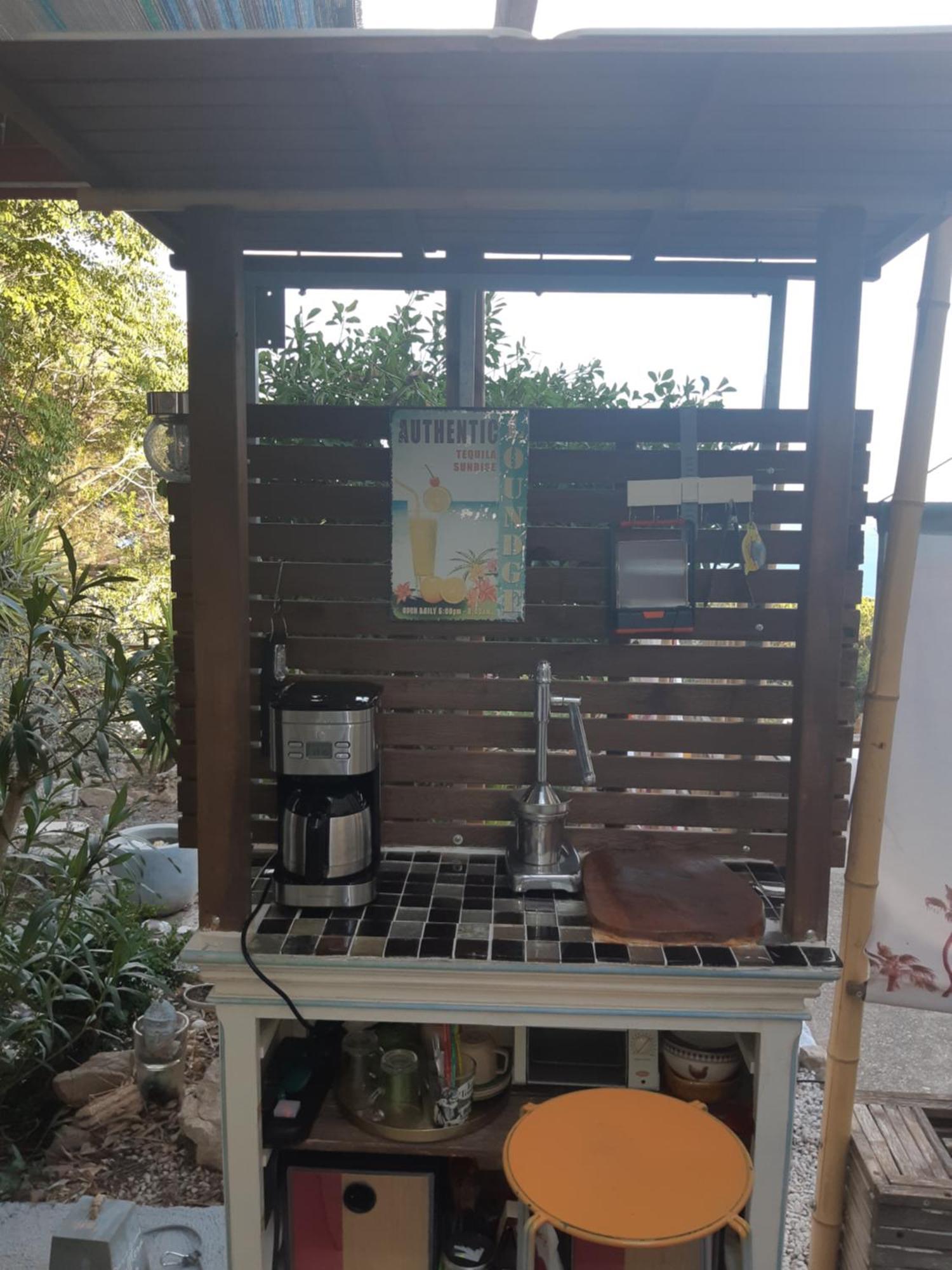 Haut De Villa Au Mont St Clair Vue Exceptionnelle Mer Et Foret Terrasses, Piscine, Petanque, Solarium Prives Σετ Εξωτερικό φωτογραφία